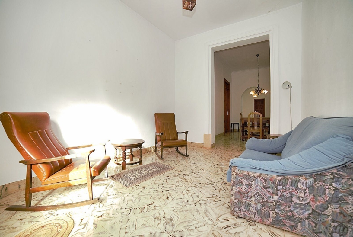 Casa de pueblo en alquiler en Es Llombards con patio y chimenea
