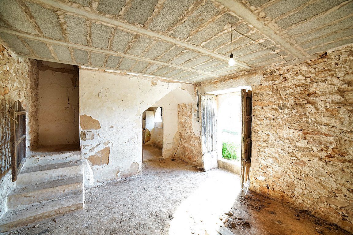 Country House to Renovate in Ses Salines, Southern Mallorca