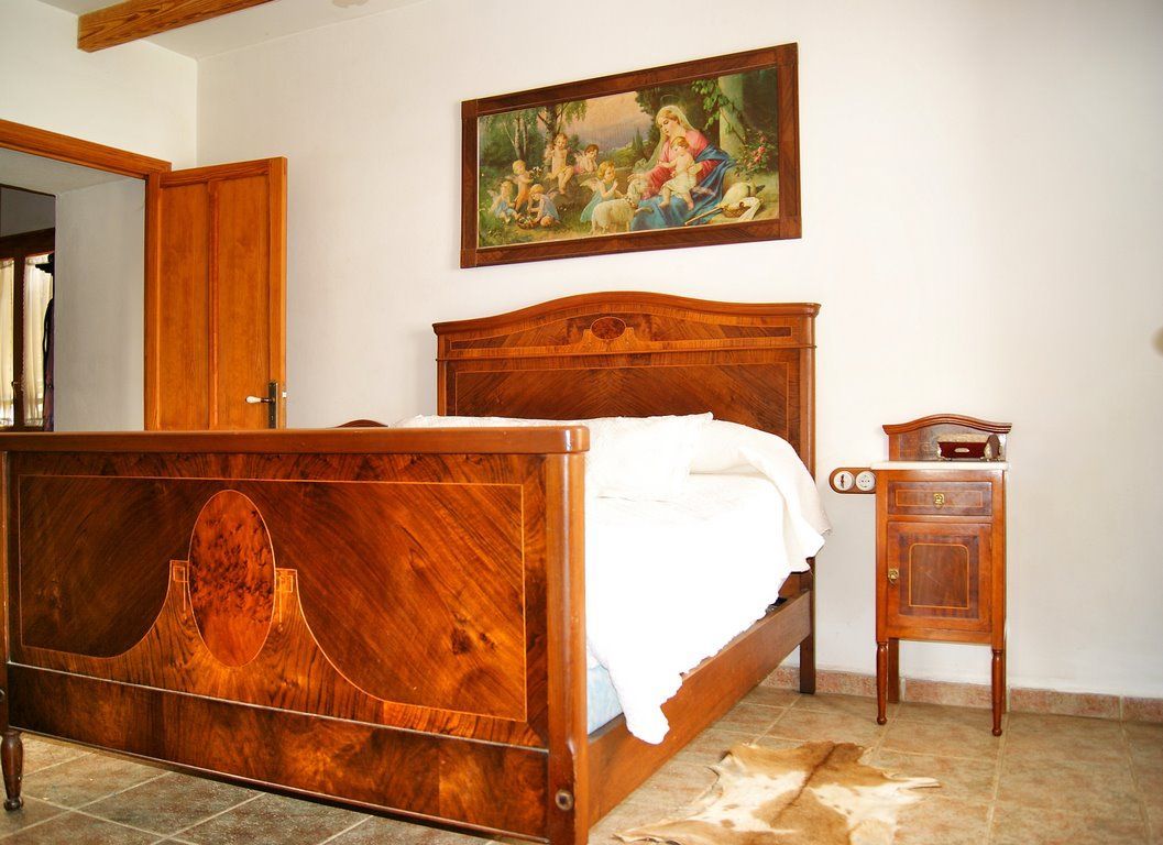 Country House in Costitx With Pool, Garden & Terrace