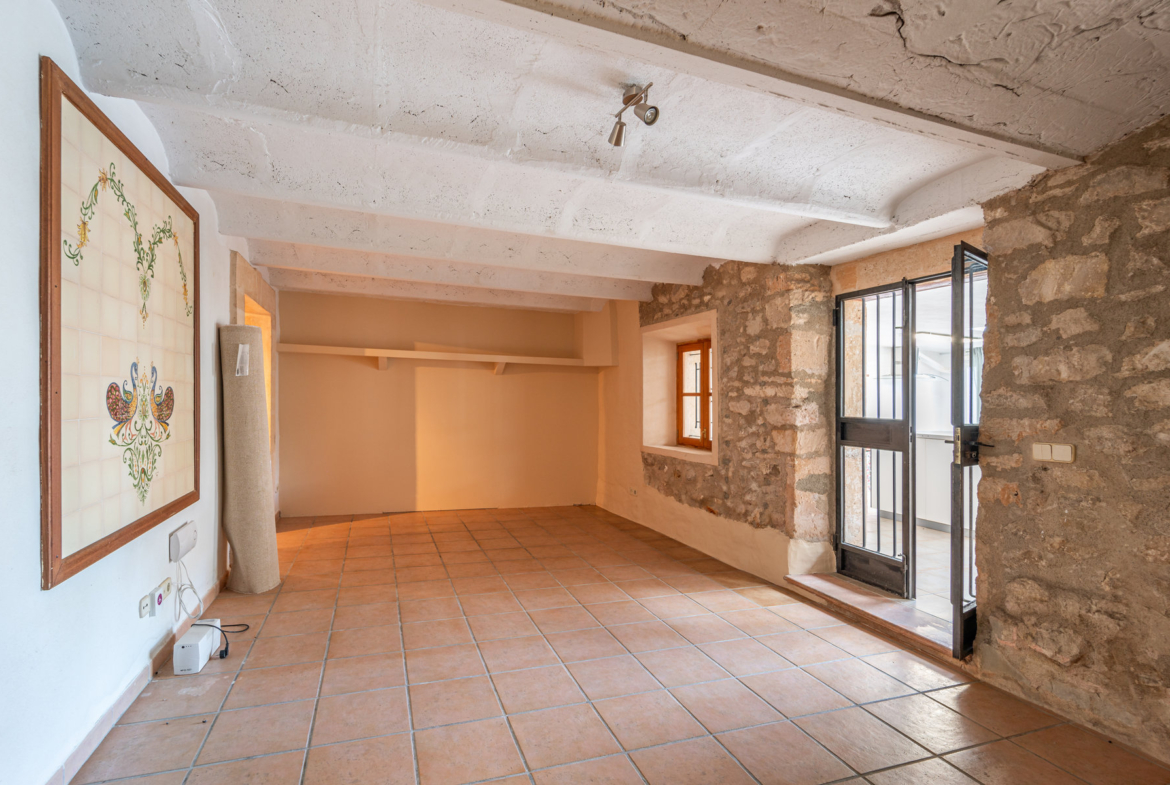 Casa de pueblo en alquiler en Montuïri con terraza y chimenea