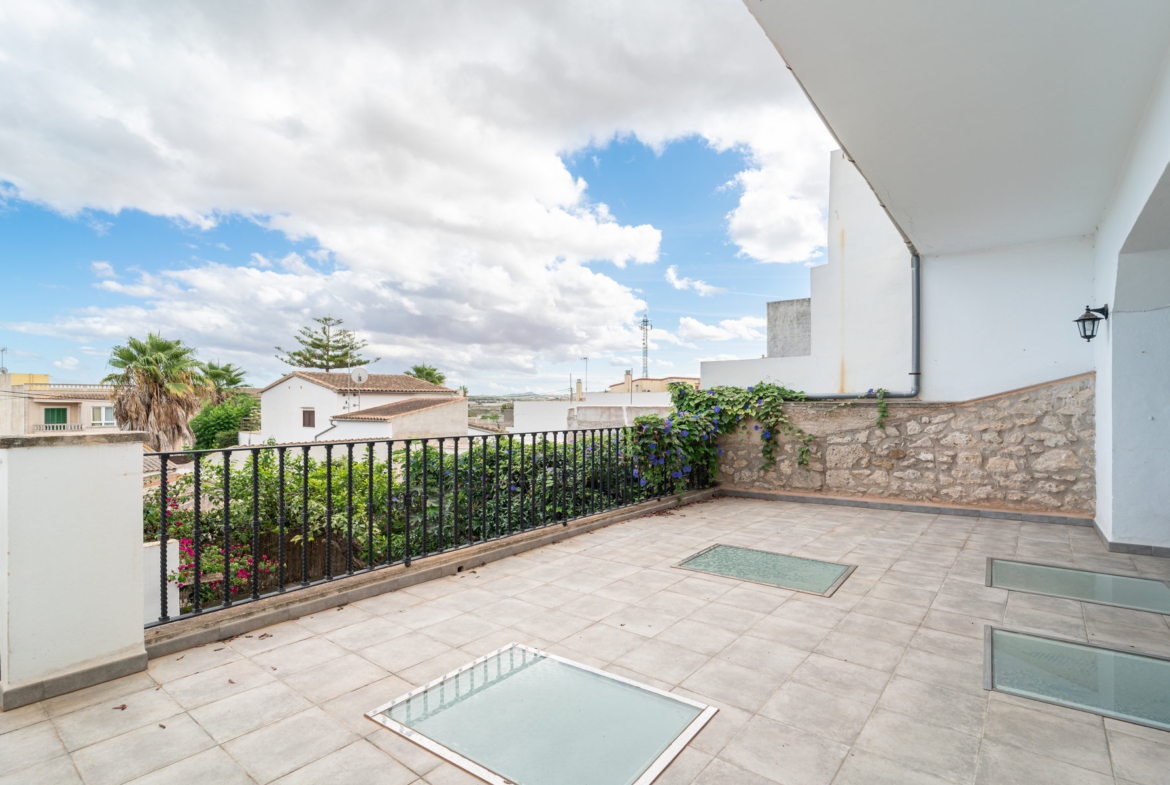 Casa de pueblo en alquiler en Montuïri con terraza y chimenea