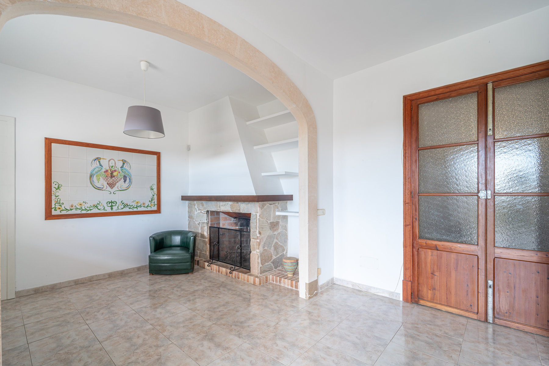 1101-Ground-floor-property-to-rent-with-large-spaces-and-terraces-in-Montuiri.-21.jpg Casa de pueblo en alquiler en Montuïri con terraza y chimenea