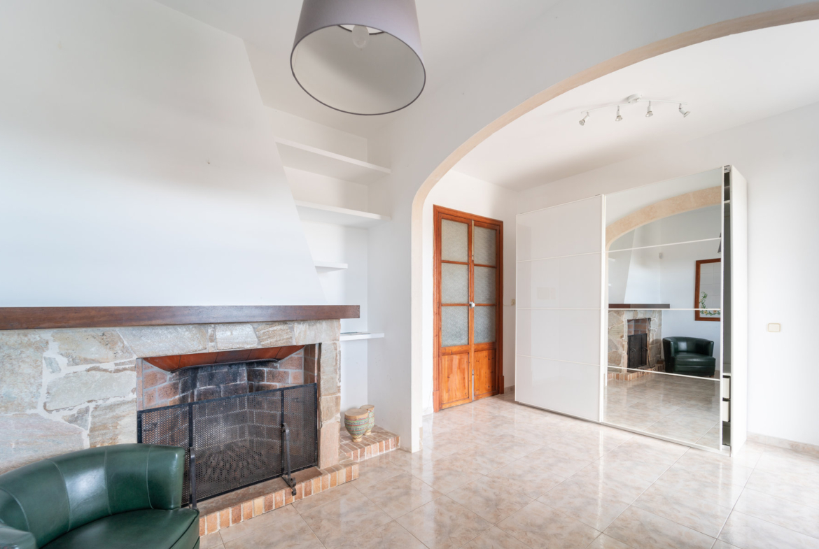 Casa de pueblo en alquiler en Montuïri con terraza y chimenea