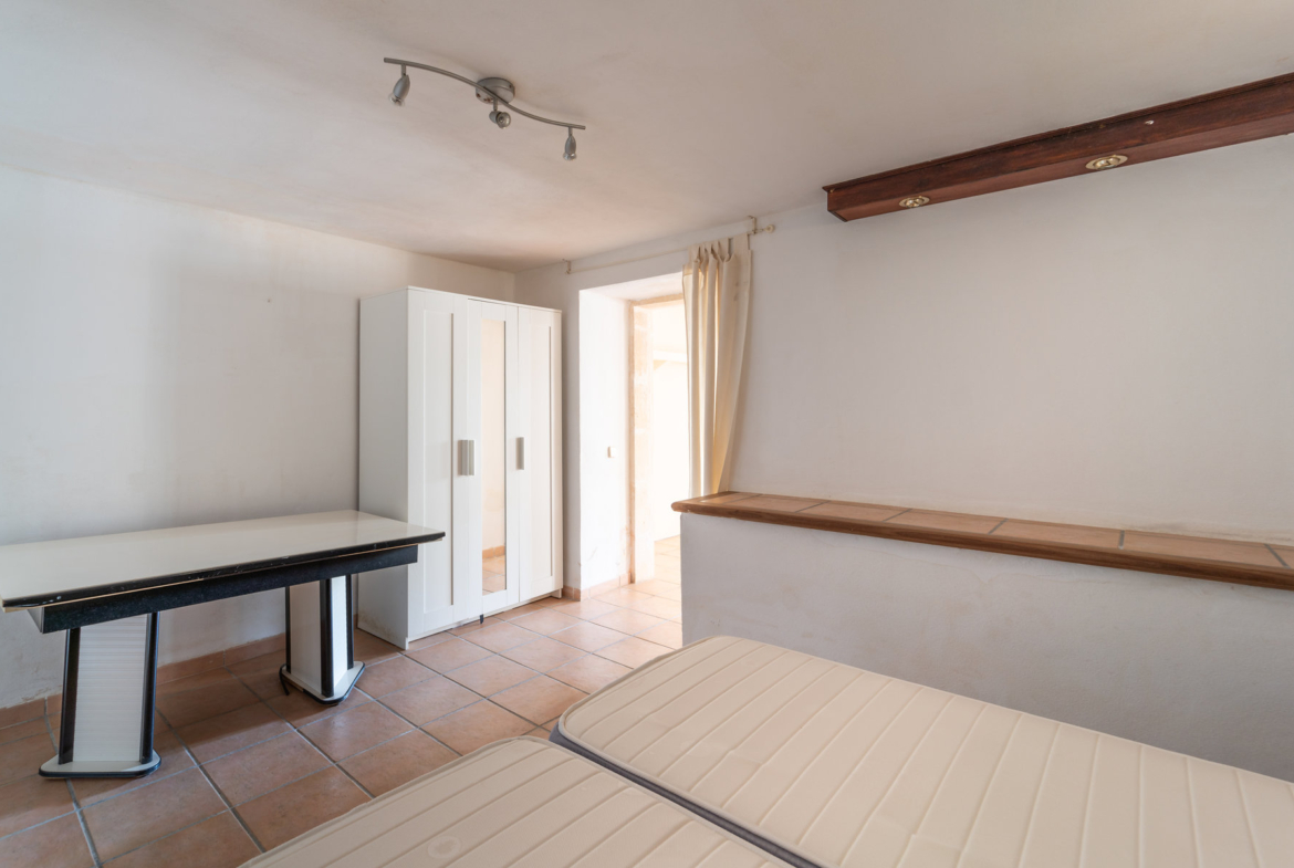 Casa de pueblo en alquiler en Montuïri con terraza y chimenea