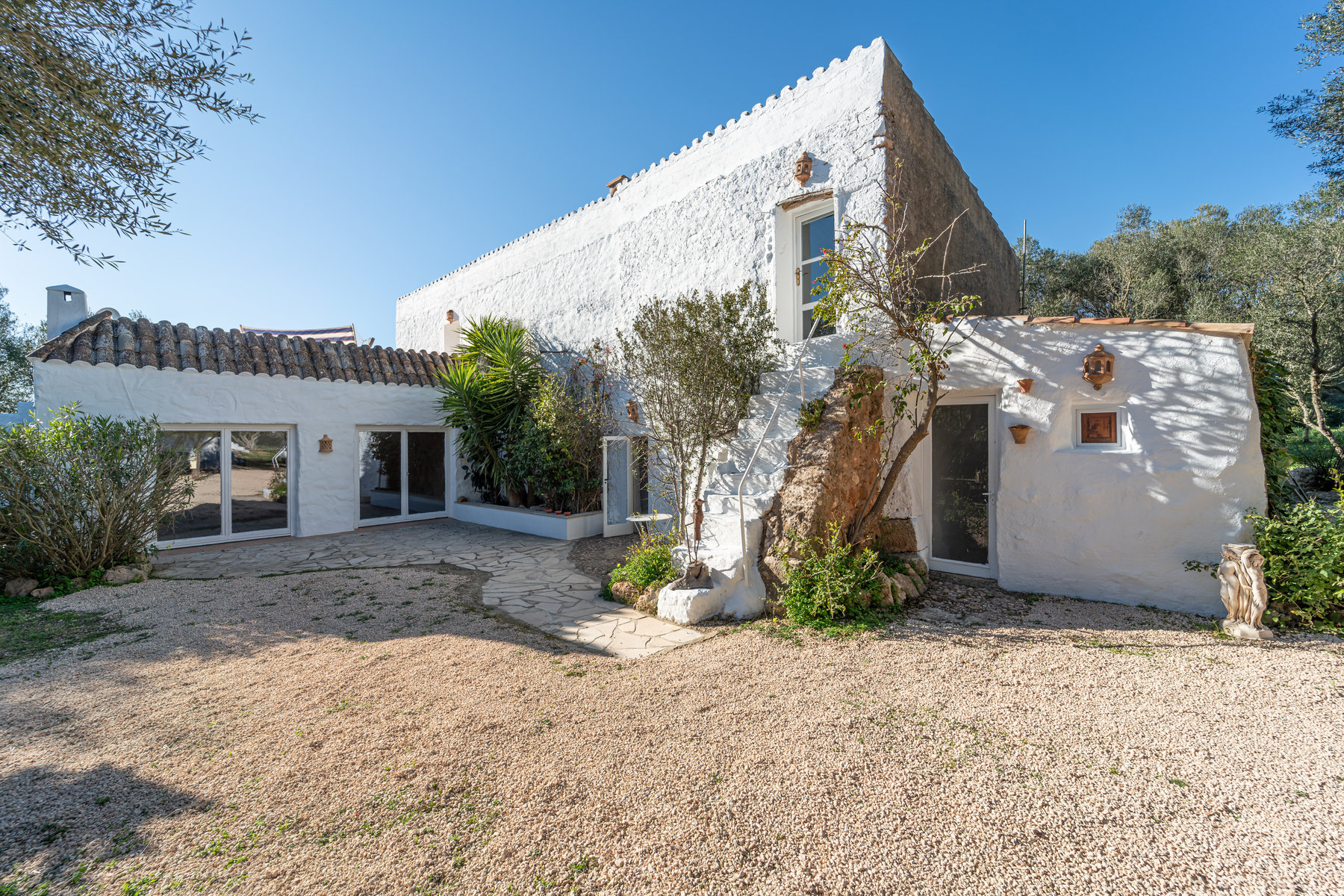 1118-Country-house-to-rent-in-a-beautiful-setting-of-Algaida-2.jpg Landhaus mit Pool zur Miete bei Algaida, Mallorca