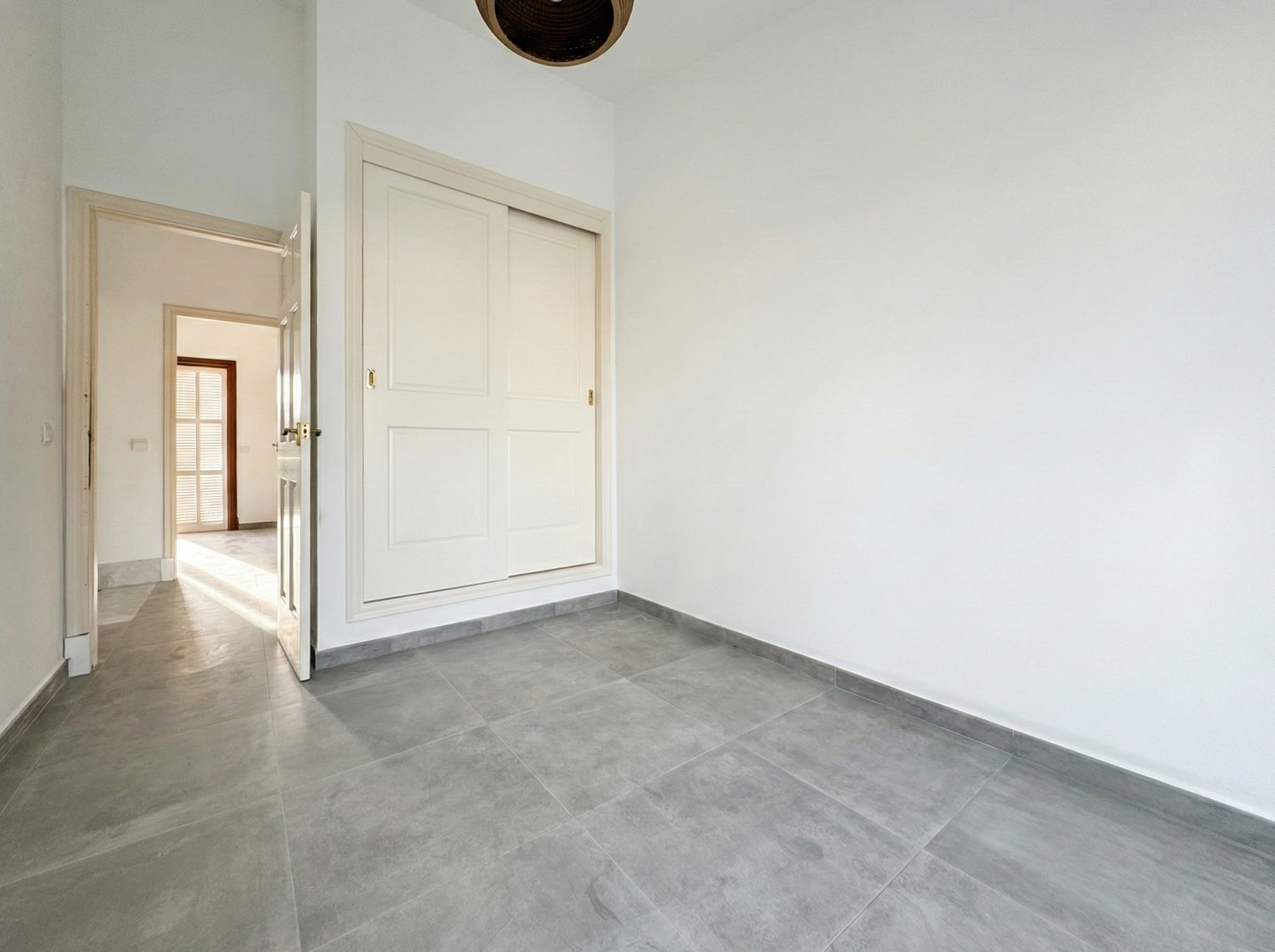 1136-Renovated-semidetached-house-to-rent-in-Ses-Salines-with-swimming-pool-04.jpg Reihenhaus mit Pool zur Miete in Ses Salines | 3 Schlafzimmer