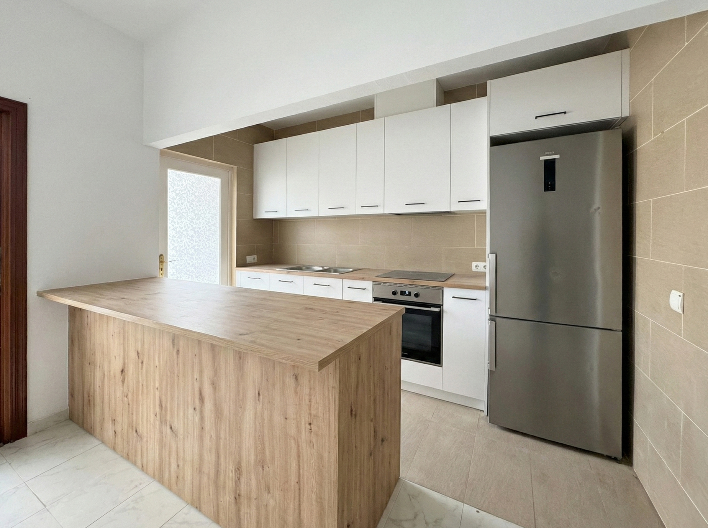 1136-Renovated-semidetached-house-to-rent-in-Ses-Salines-with-swimming-pool-09.jpg Reihenhaus mit Pool zur Miete in Ses Salines | 3 Schlafzimmer
