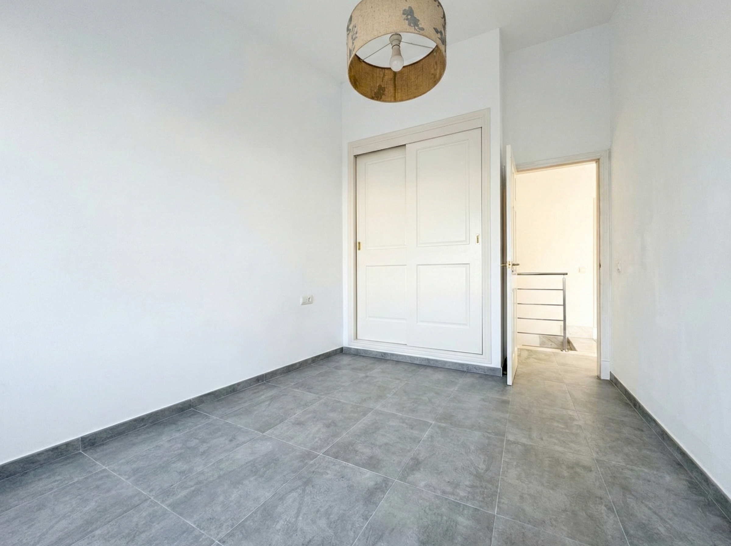 1136-Renovated-semidetached-house-to-rent-in-Ses-Salines-with-swimming-pool-10.jpg Reihenhaus mit Pool zur Miete in Ses Salines | 3 Schlafzimmer