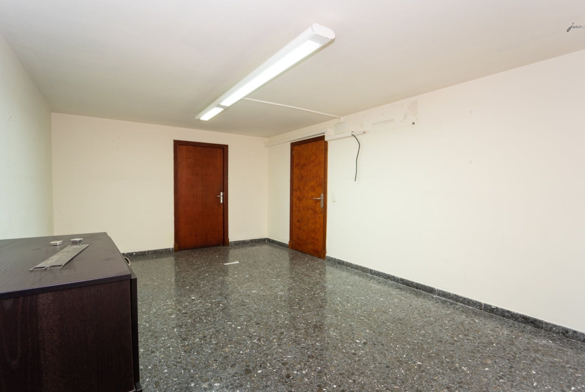 Office with Terrace on Calle San Miguel, Palma de Mallorca