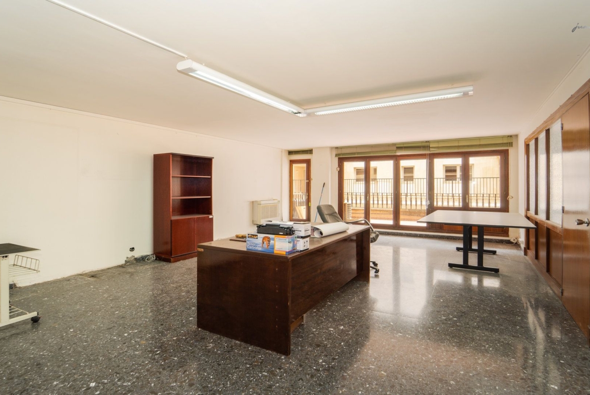 Office with Terrace on Calle San Miguel, Palma de Mallorca