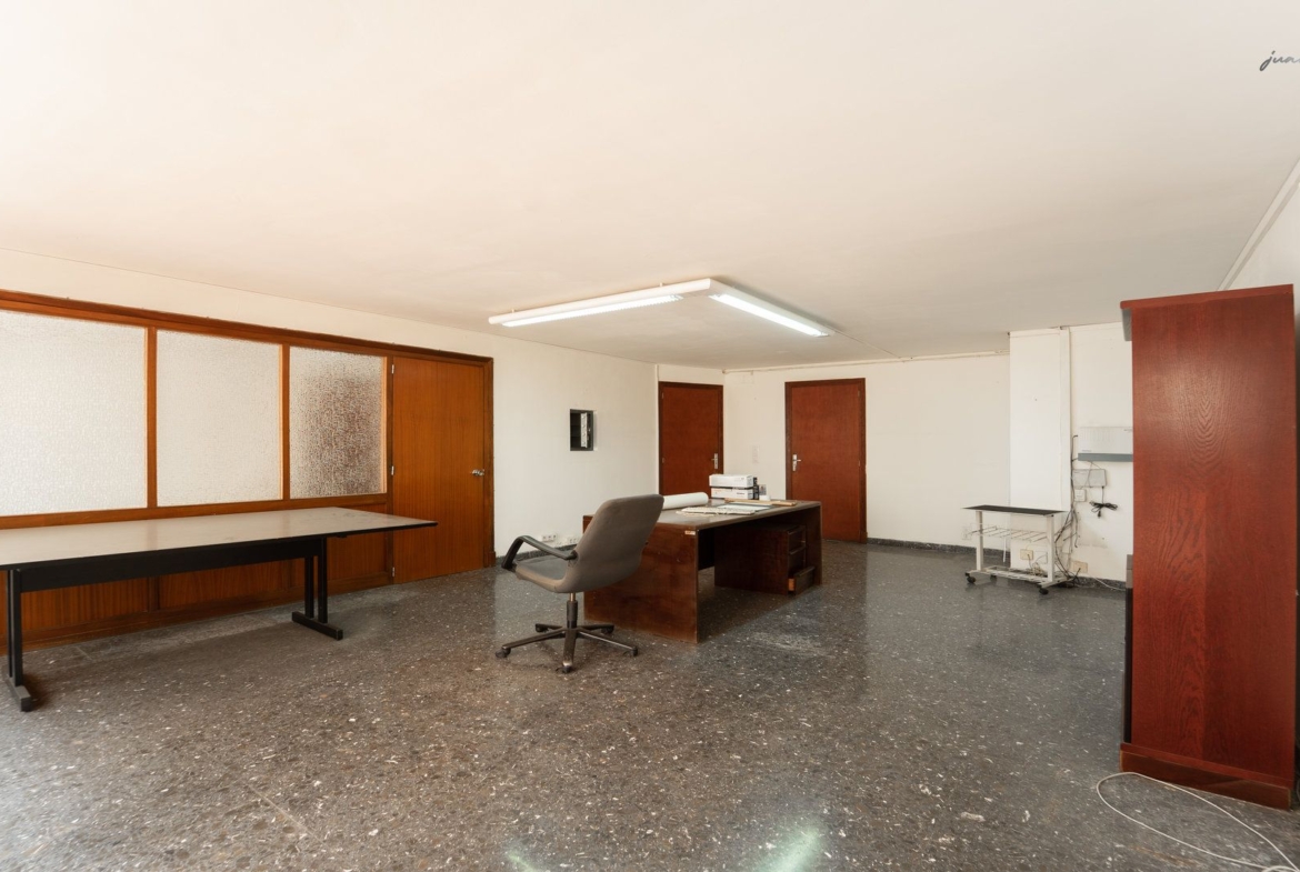Office with Terrace on Calle San Miguel, Palma de Mallorca
