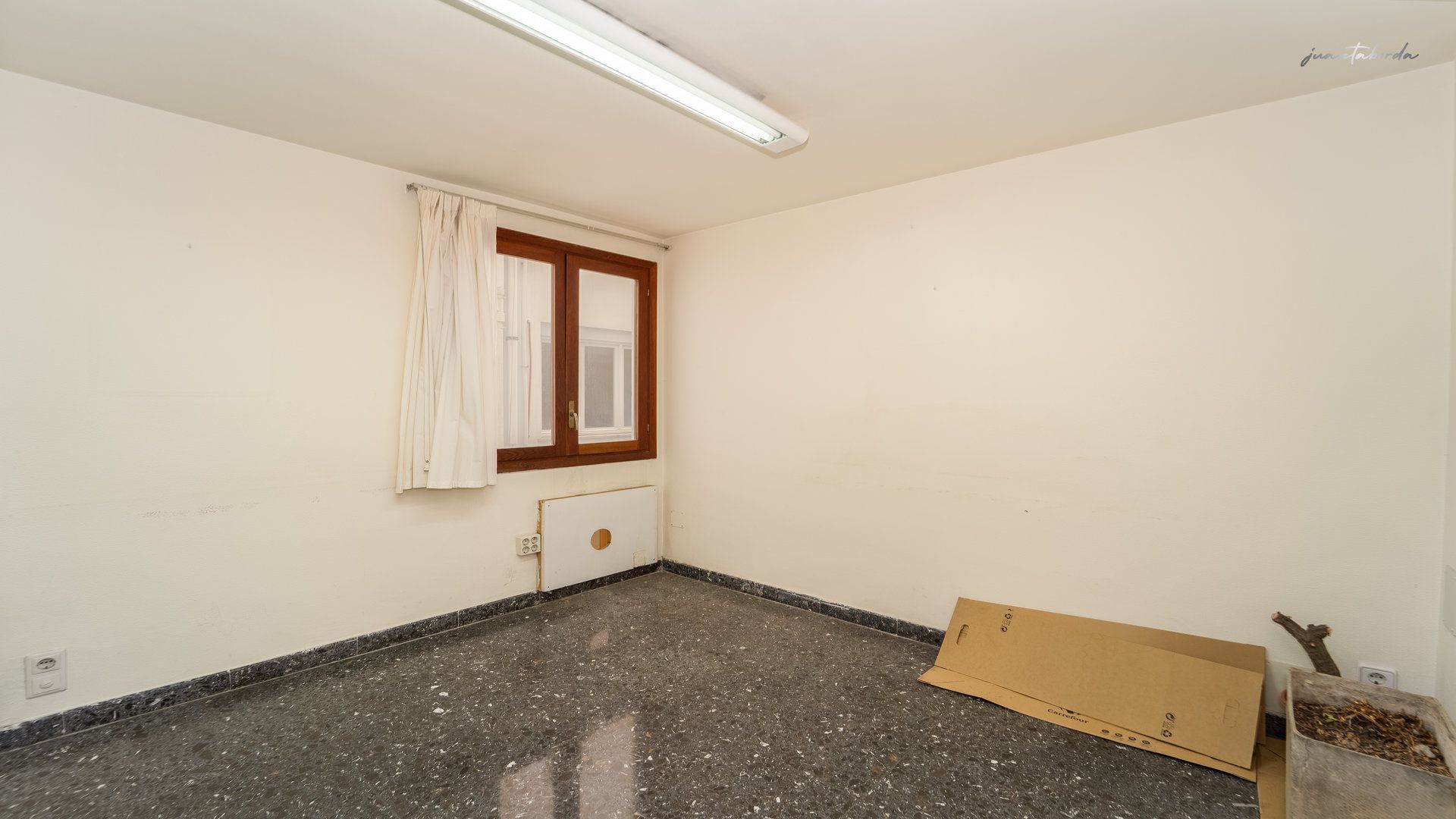 1196-Despacho-piso-en-venta-en-Calle-San-Miguel-de-Palma-con-terraza-8.jpg Office with Terrace on Calle San Miguel, Palma de Mallorca