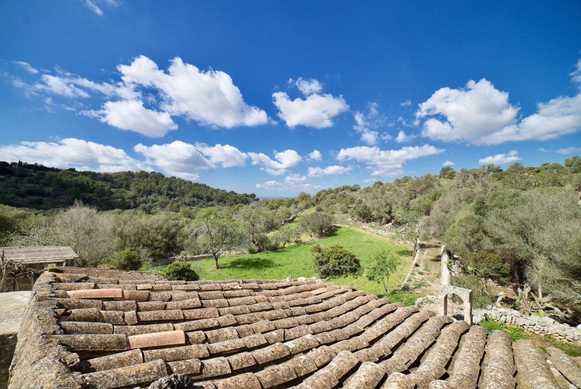 Centuries-Old Stone Farmhouse for Sale Near Es Carritxó, Felanitx