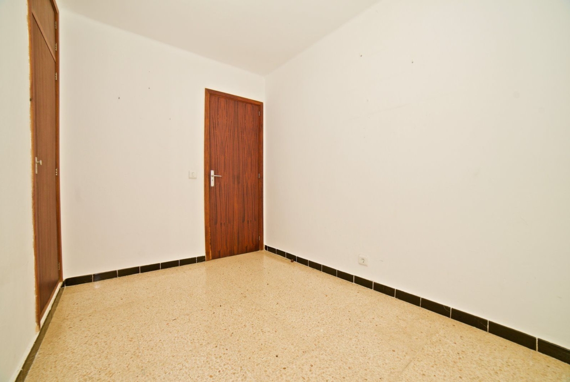 Piso con terraza junto al puerto en Colonia de Sant Jordi