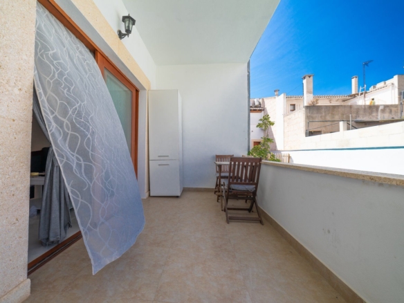 Adosado en alquiler con piscina en Ses Salines | 3 hab.
