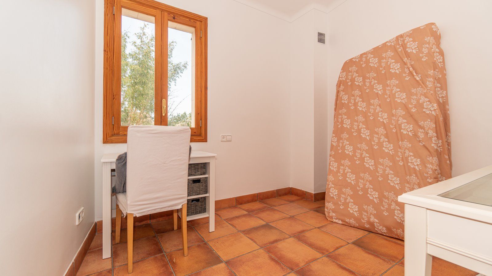 12-1225-Villasyfincasmallorca.jpg Alquiler casa de pueblo en Llucmajor: renovada, con patio y solárium