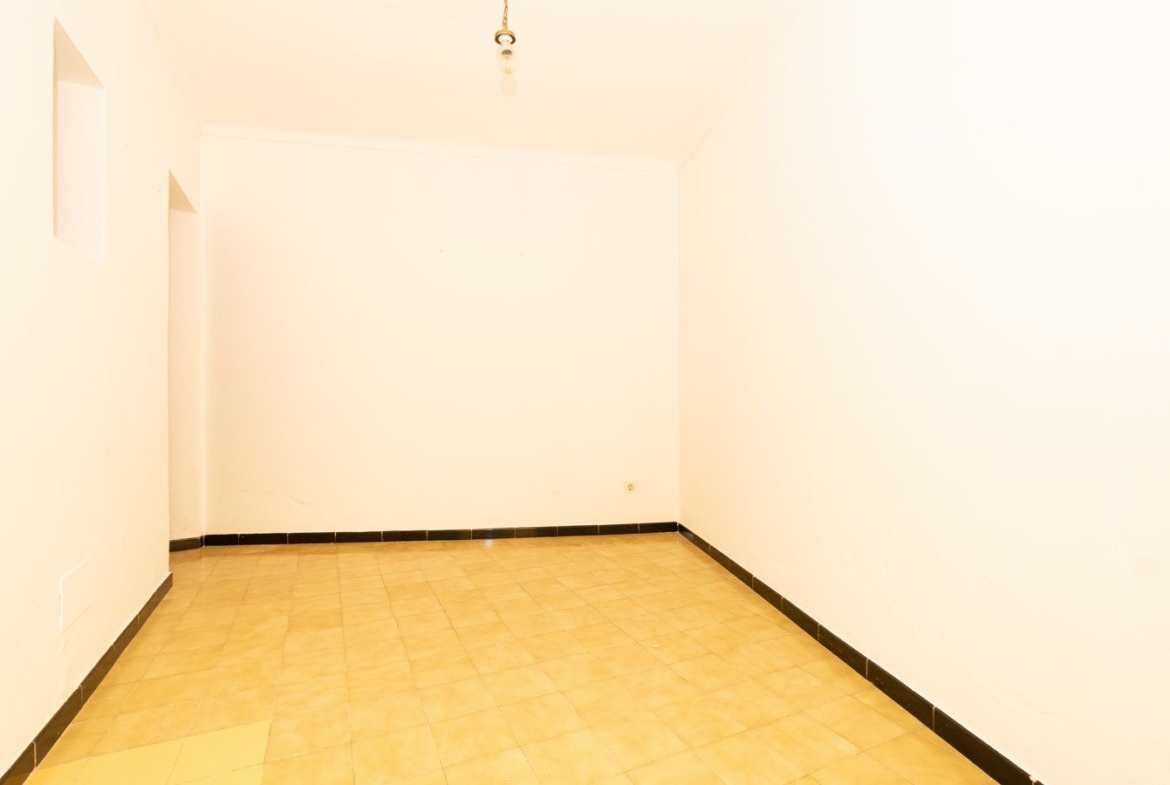 Townhouse for Rent in Ses Salines with Rooftop Terrace