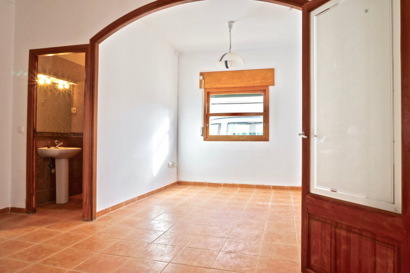 12-971-Villasyfincasmallorca.jpg Alquiler casa de pueblo en Ses Salines con gran patio privado
