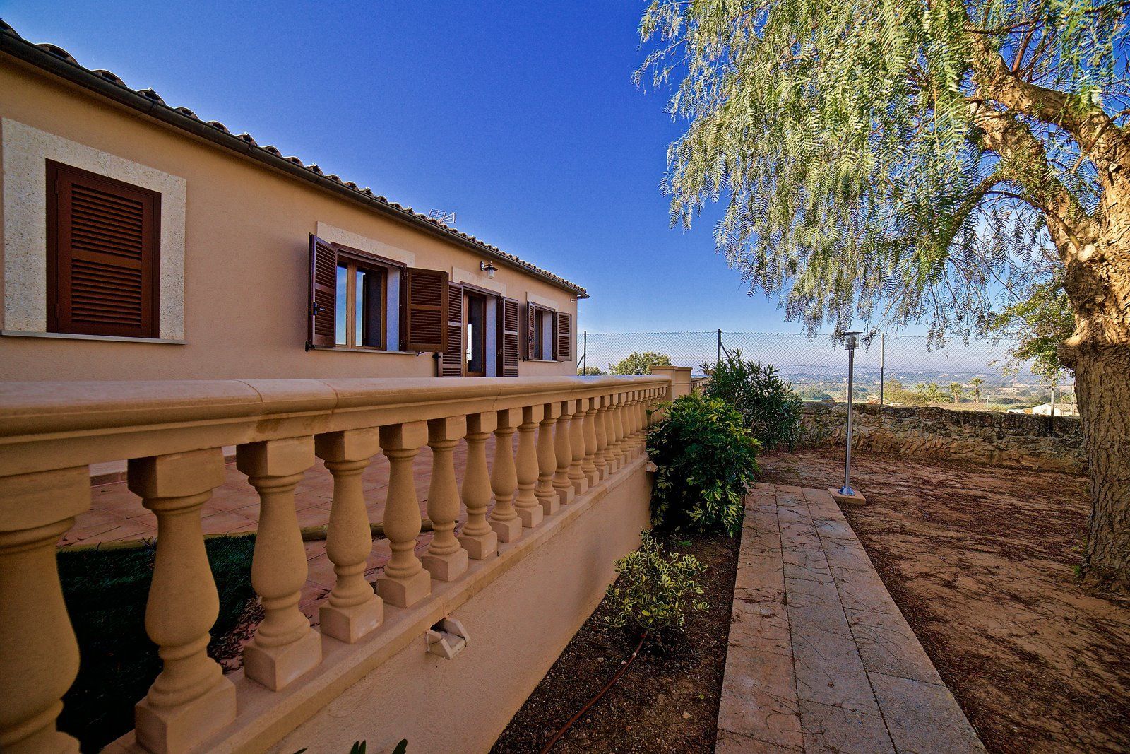 12-Villasyfincasmallorca-5.jpg Landhaus zur Miete mit Meerblick bei Ses Salines, Mallorca