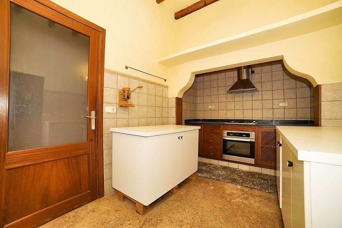 Country House with Pool for Rent Near Santanyí, Mallorca