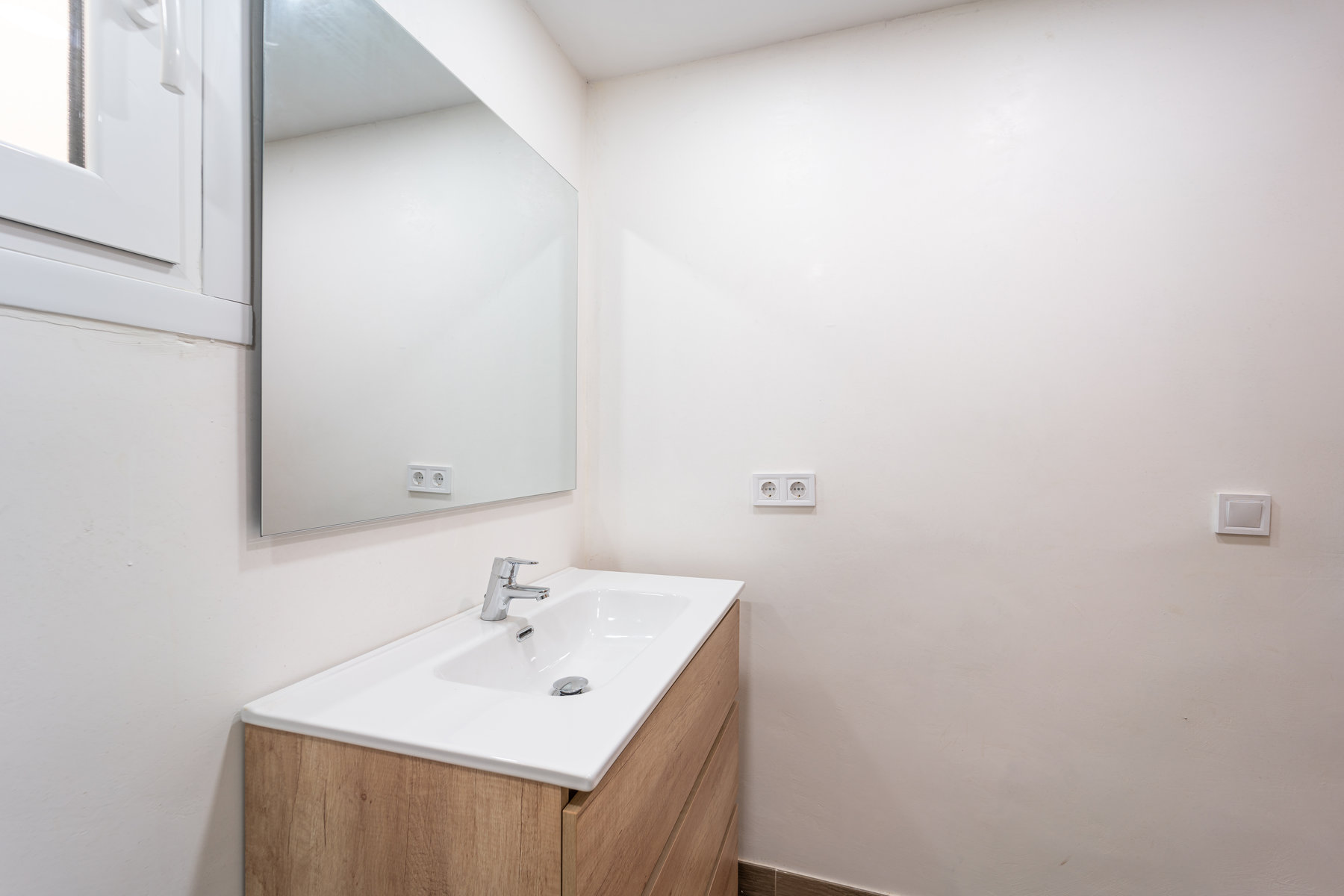 1207-Spacious-apartment-to-rent-in-the-lovely-town-of-Es-Llombards-28.jpg Amplio piso en alquiler en Es Llombards, Santanyí