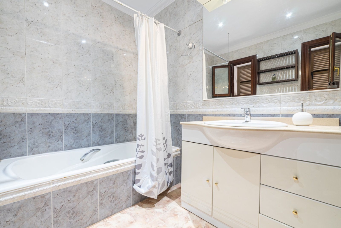 Modern Apartment with Pool in C’as Concos, Felanitx