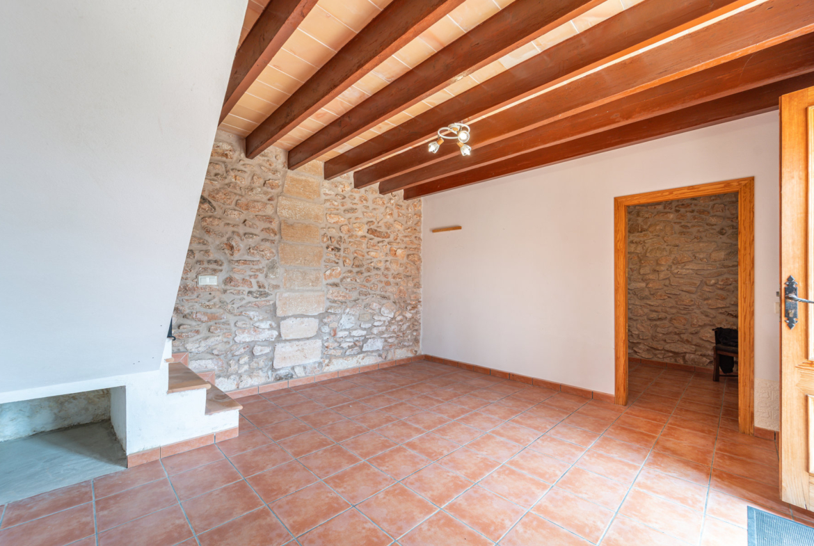 Authentic Mallorcan Village House for Rent in Es Llombards
