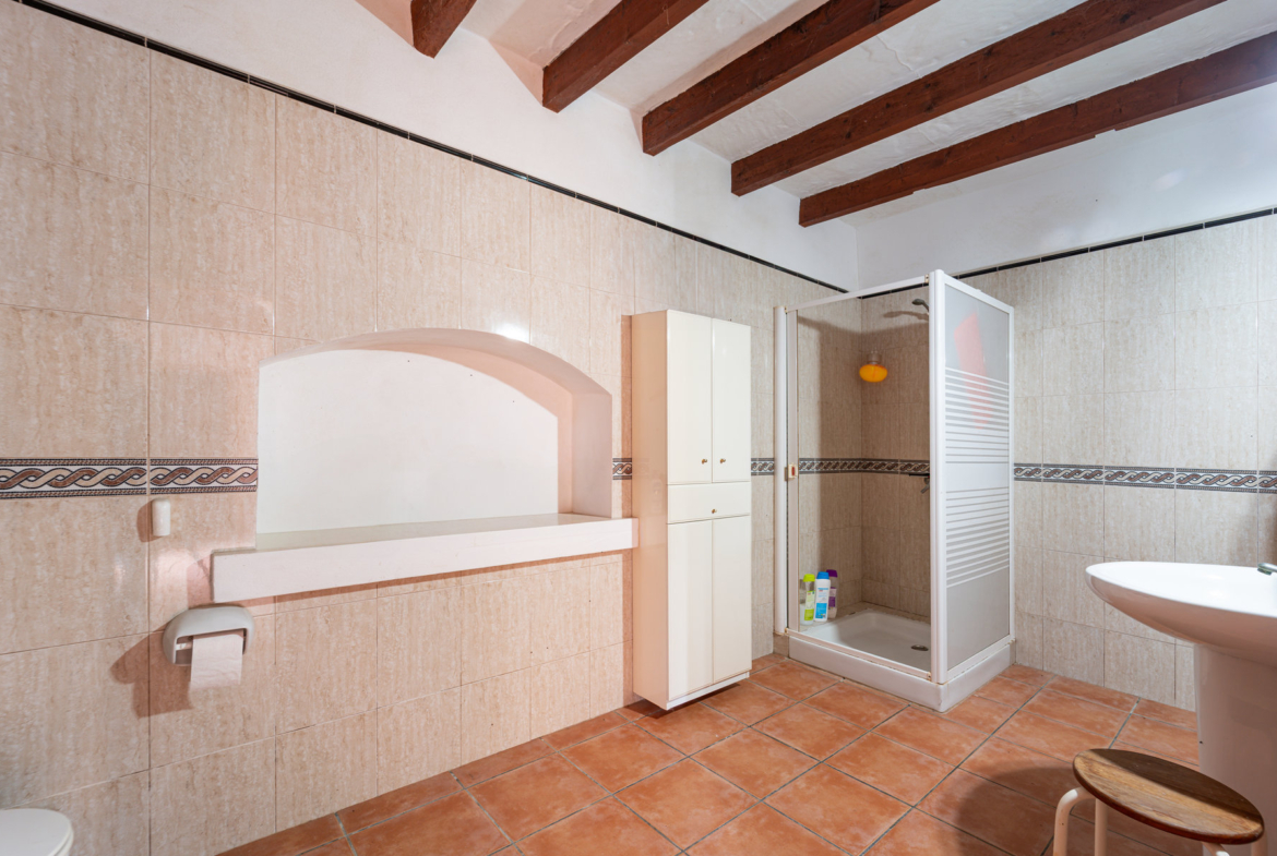 Authentic Mallorcan Village House for Rent in Es Llombards