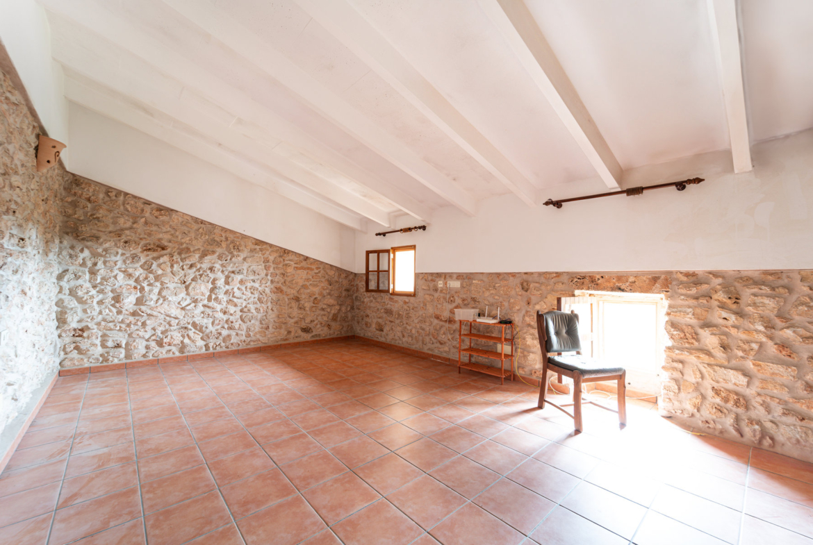 Authentic Mallorcan Village House for Rent in Es Llombards