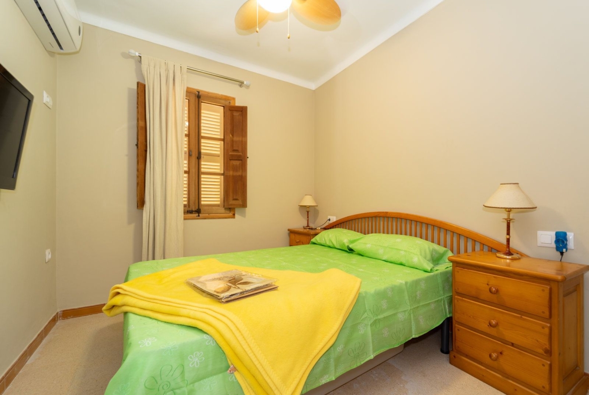 Sea View Penthouse for Rent in Portocolom – 4 Bed & Solarium