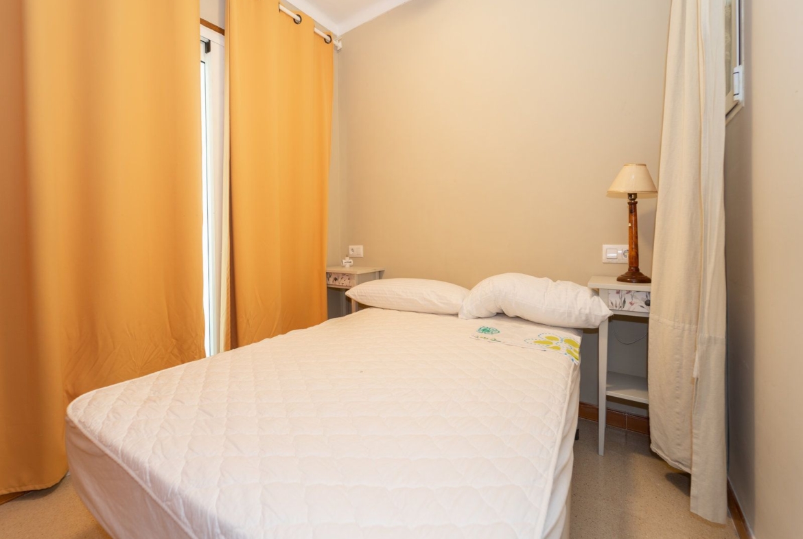 Sea View Penthouse for Rent in Portocolom – 4 Bed & Solarium