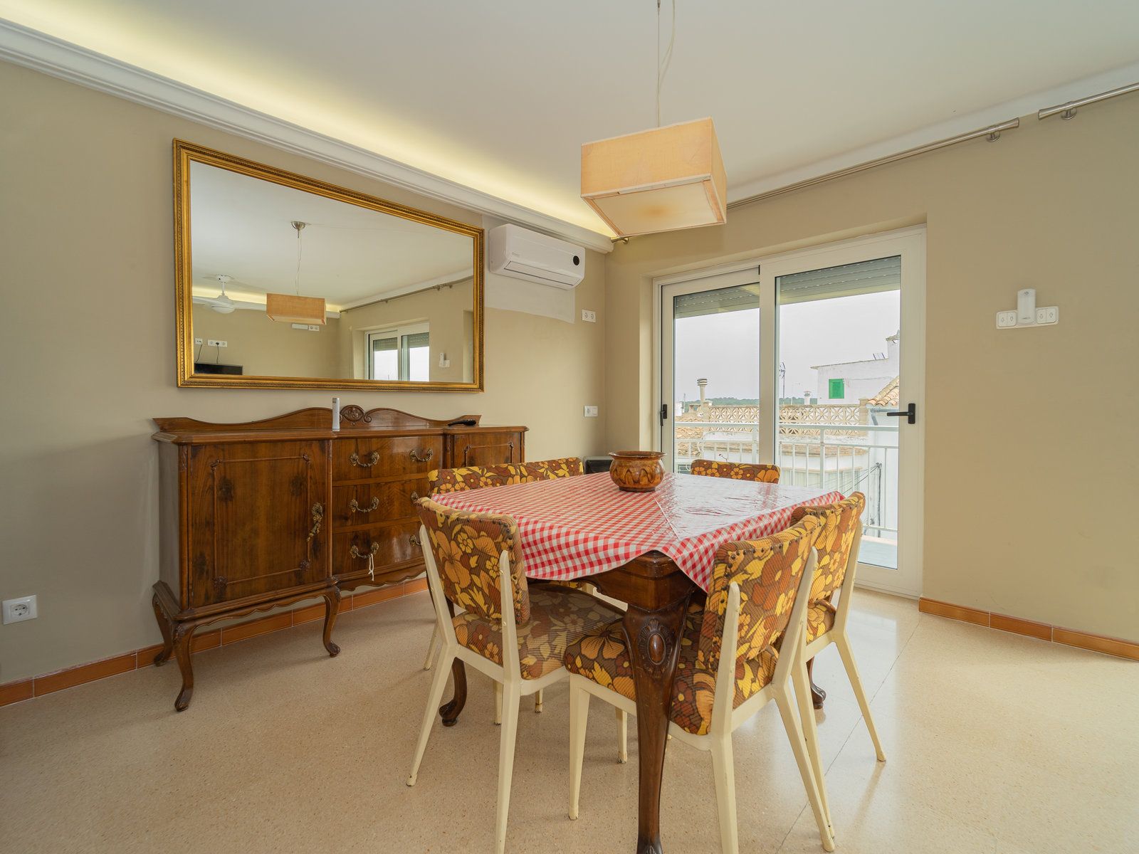 Sea View Penthouse for Rent in Portocolom – 4 Bed & Solarium