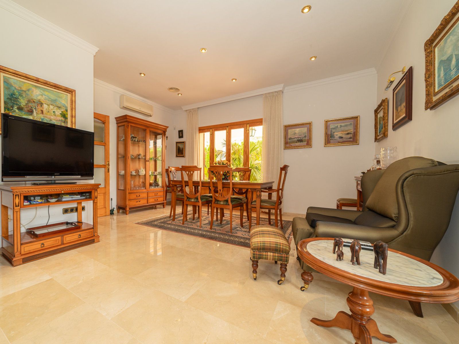 1220-12.jpg Villa con piscina en Sa Rápita, Campos — chalet esquinero