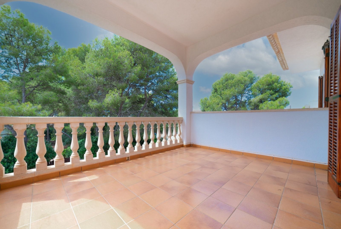 Villa con piscina en Sa Rápita, Campos — chalet esquinero