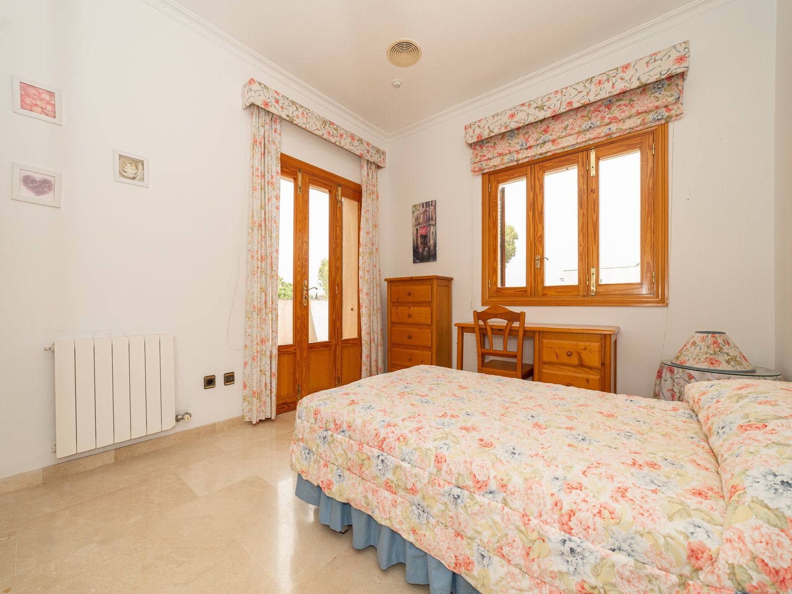 1220-37.jpg Villa con piscina en Sa Rápita, Campos — chalet esquinero