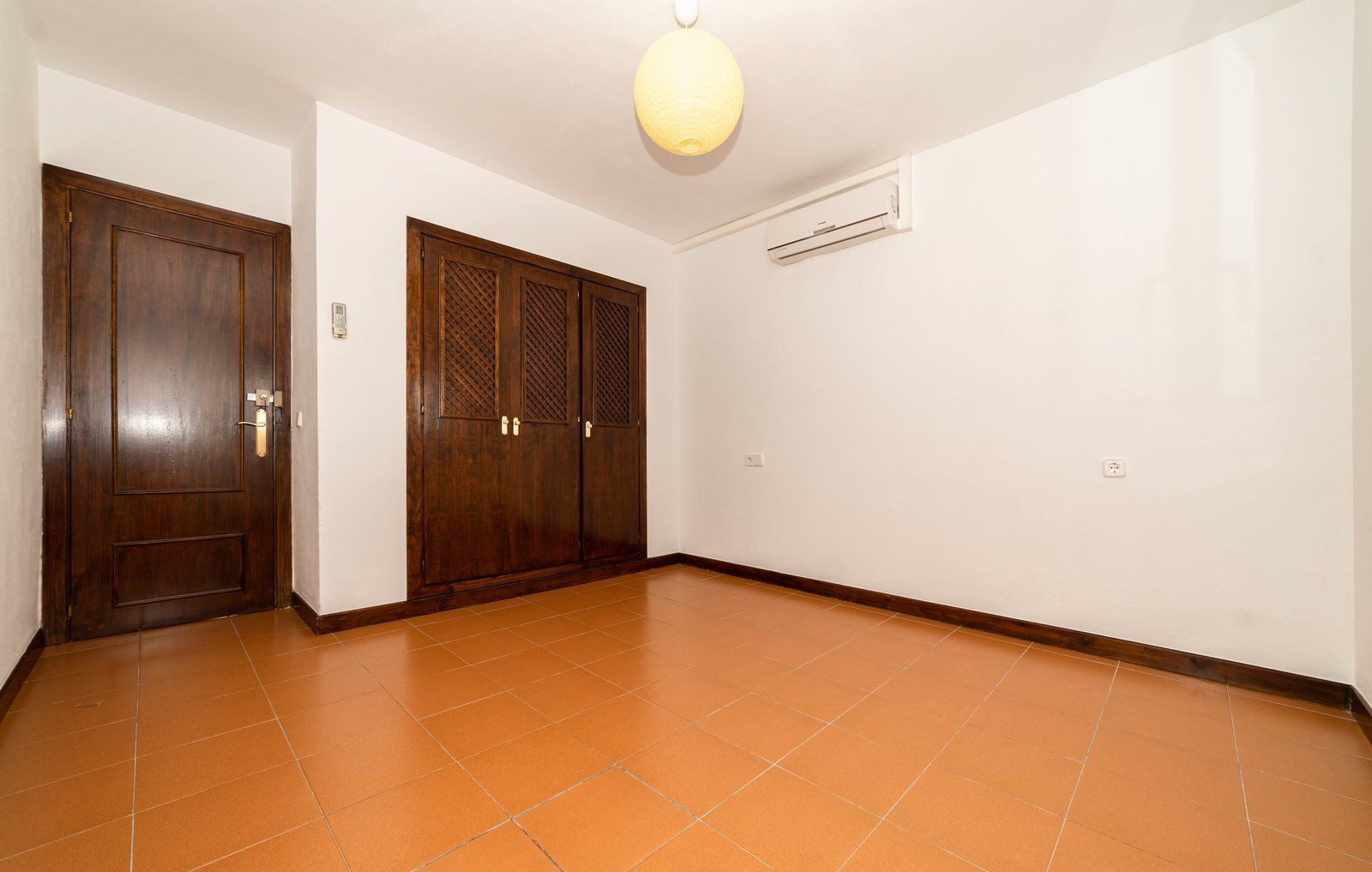 1223-Planta-baja-con-jardin-en-venta-en-Cala-Egos-19-1223-Villasyfincasmallorca.jpg Alquiler de planta baja en Cala Egos: jardín privado y piscina