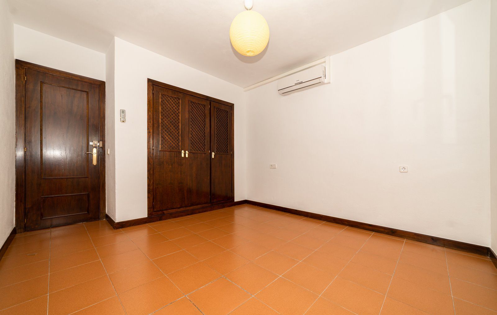 1223-Planta-baja-con-jardin-en-venta-en-Cala-Egos-24-1223-Villasyfincasmallorca.jpg Alquiler de planta baja en Cala Egos: jardín privado y piscina