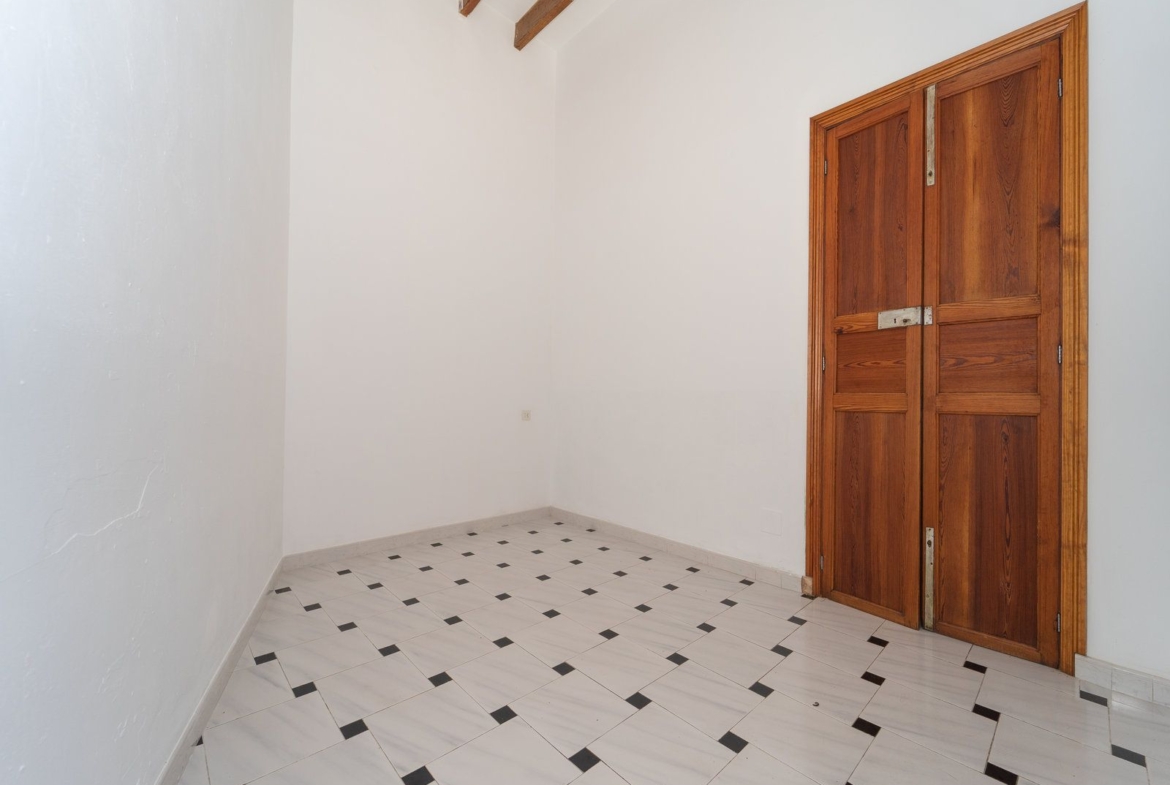 Historisches Stadthaus zum Verkauf in Ses Salines, 314 m²