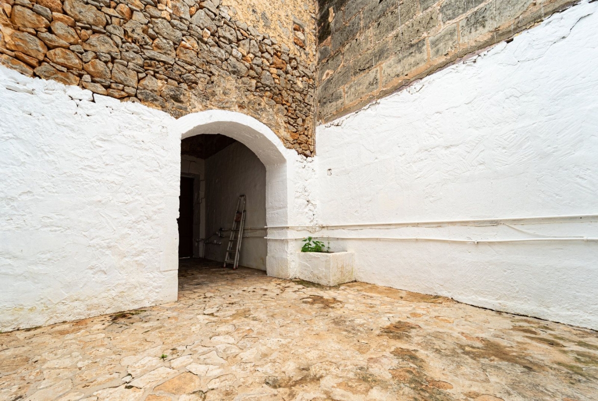 Historisches Stadthaus zum Verkauf in Ses Salines, 314 m²
