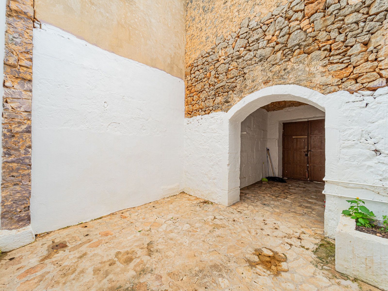 Historisches Stadthaus zum Verkauf in Ses Salines, 314 m²