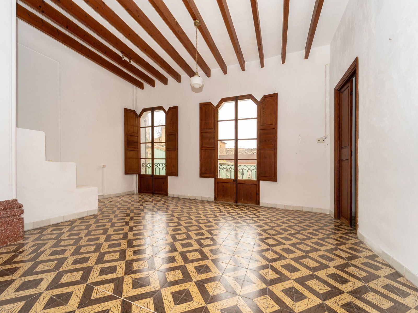 Historisches Stadthaus zum Verkauf in Ses Salines, 314 m²