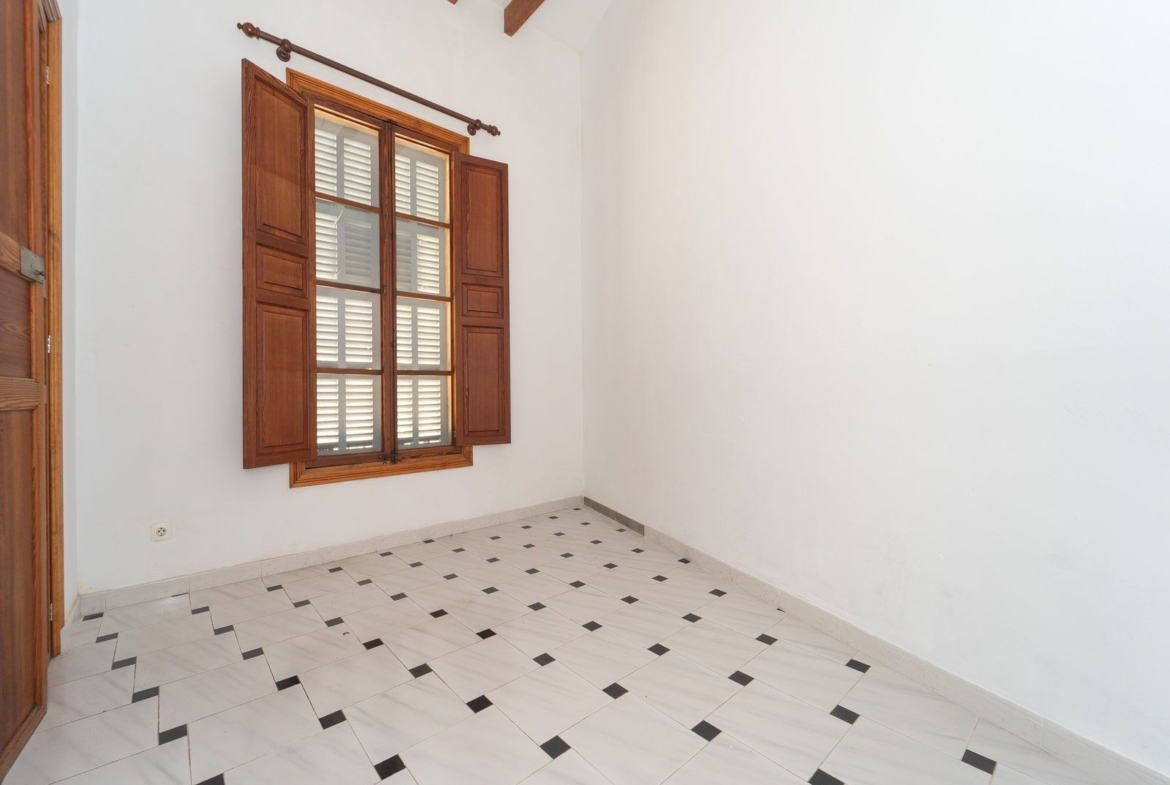Historisches Stadthaus zum Verkauf in Ses Salines, 314 m²