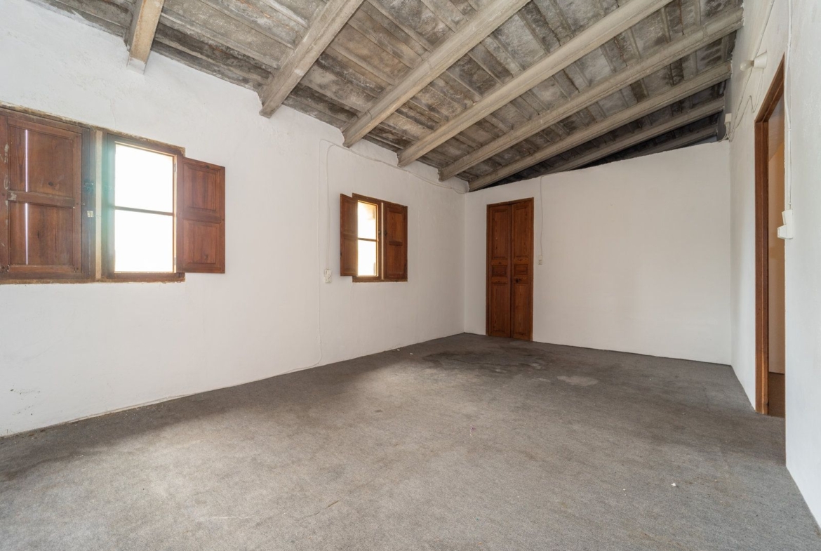 Historisches Stadthaus zum Verkauf in Ses Salines, 314 m²