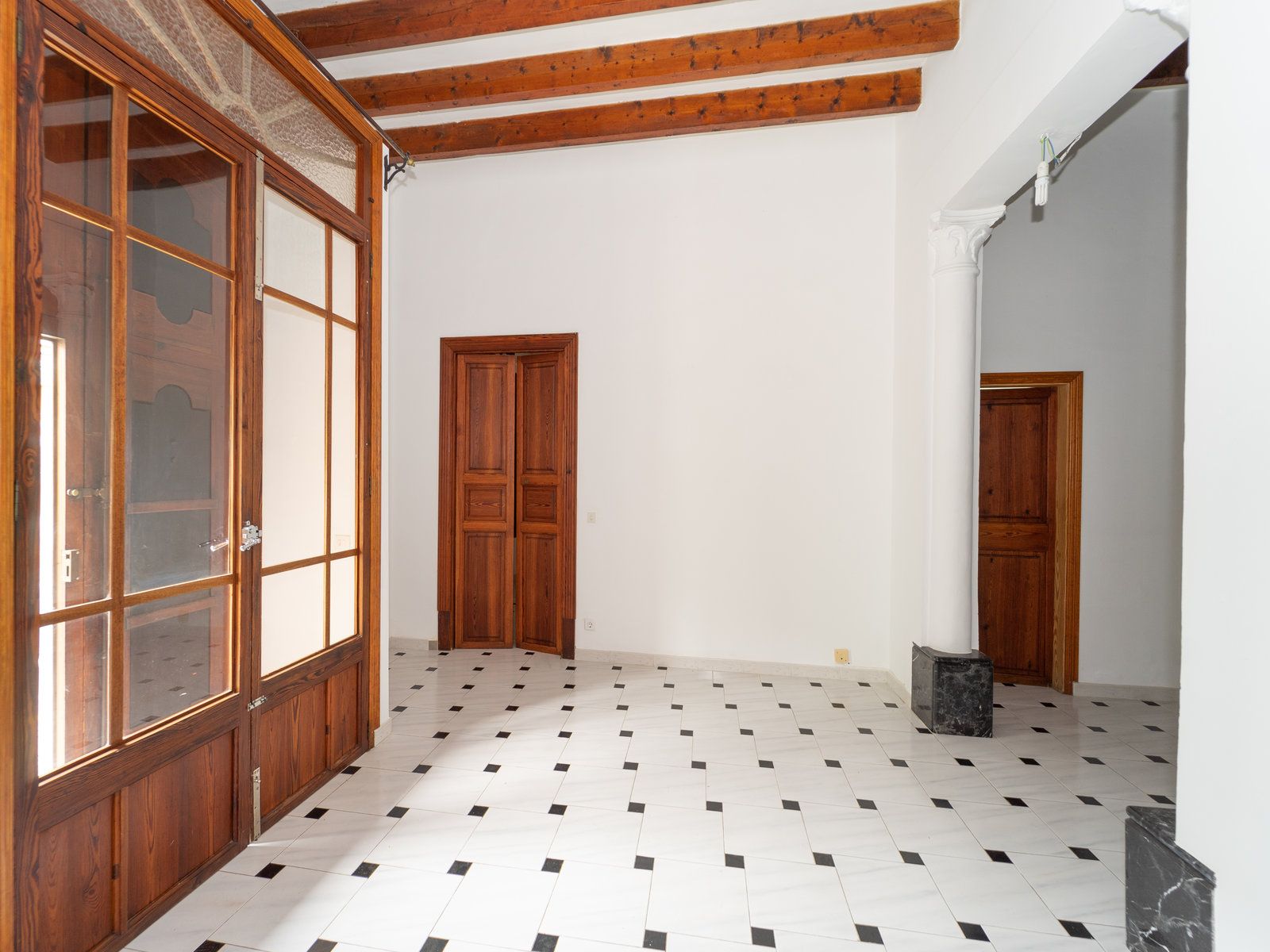 Historisches Stadthaus zum Verkauf in Ses Salines, 314 m²