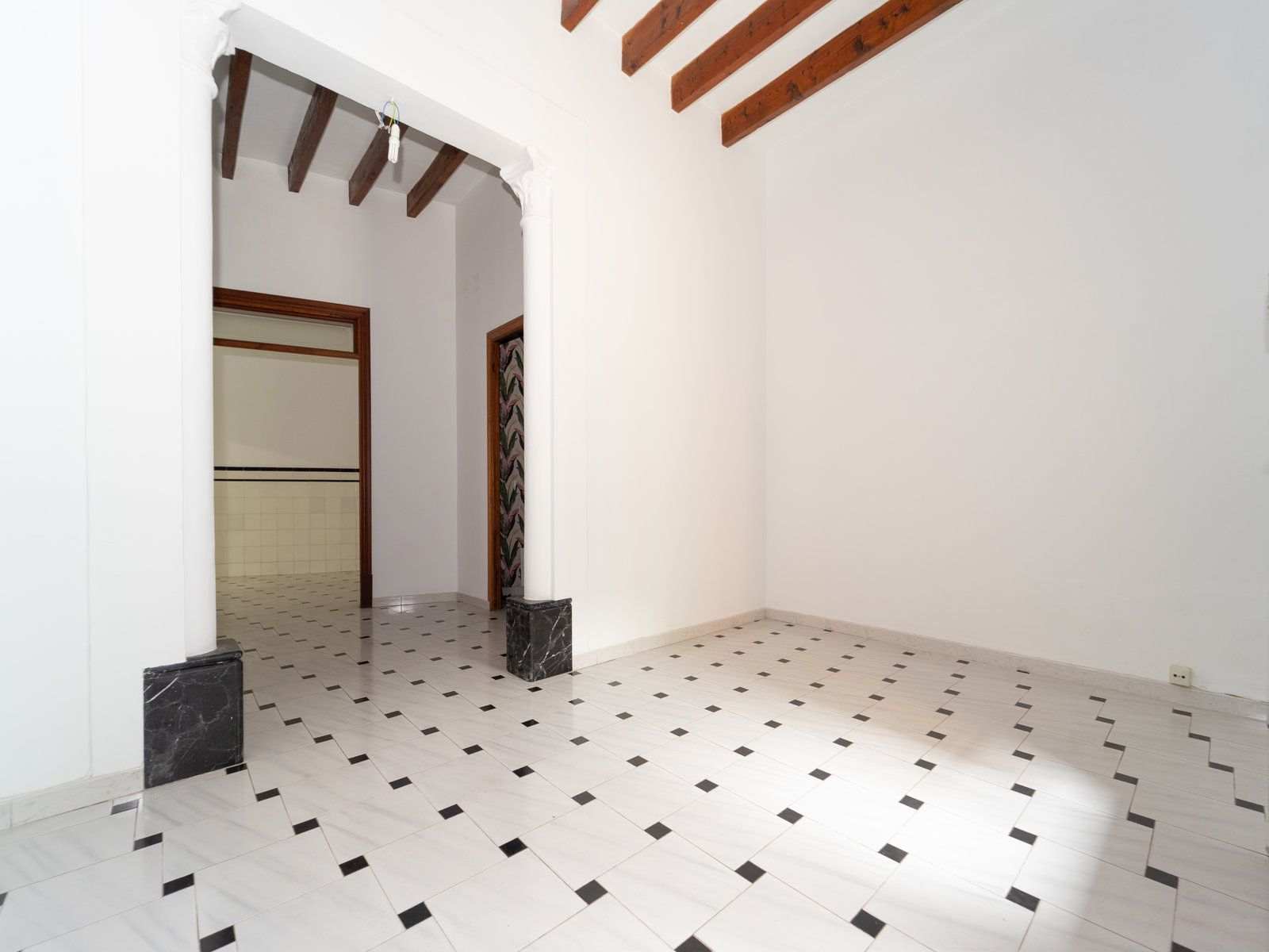 Historisches Stadthaus zum Verkauf in Ses Salines, 314 m²
