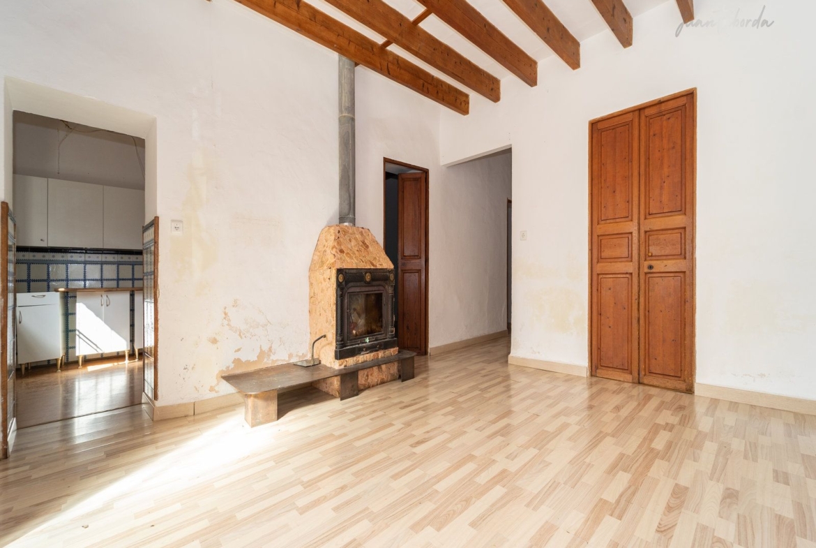 Landhaus zur Miete in Campos: 203 m², Garten & Nebengebäude