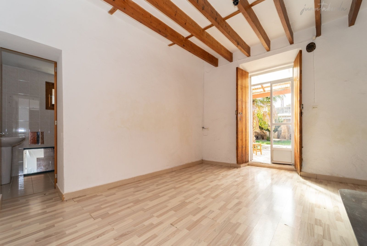 Landhaus zur Miete in Campos: 203 m², Garten & Nebengebäude