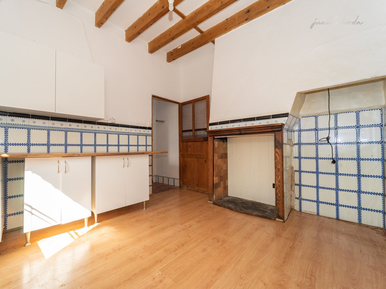 Landhaus zur Miete in Campos: 203 m², Garten & Nebengebäude