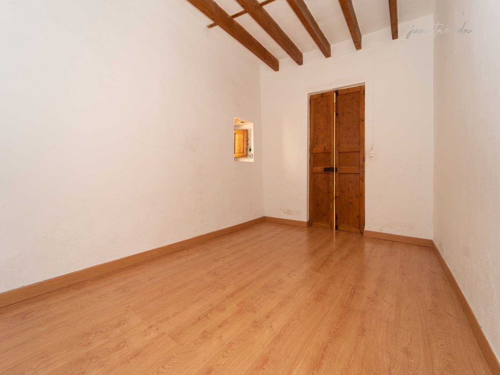 Landhaus zur Miete in Campos: 203 m², Garten & Nebengebäude