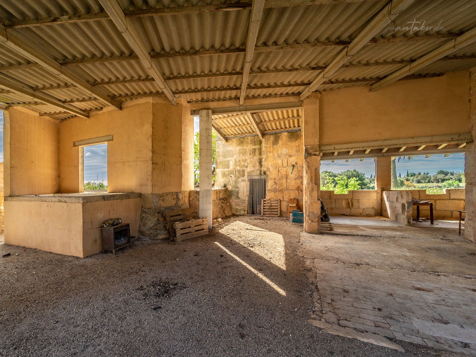 Landhaus zur Miete in Campos: 203 m², Garten & Nebengebäude